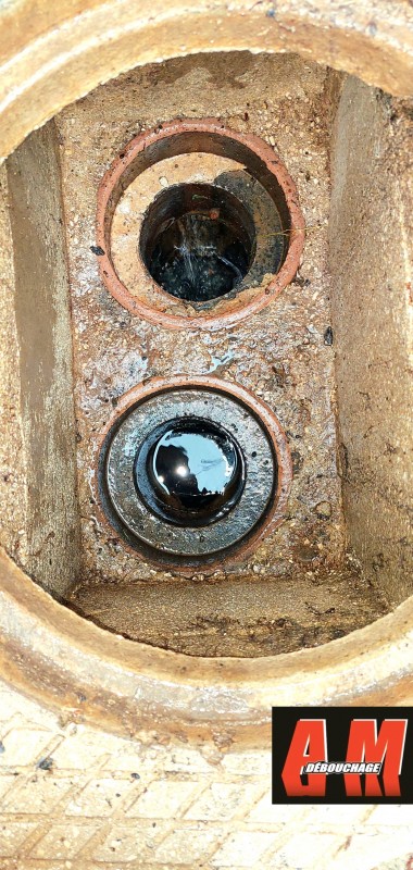 Débouchage d'un regard avec un siphon disconnecteur à Cassis 13260